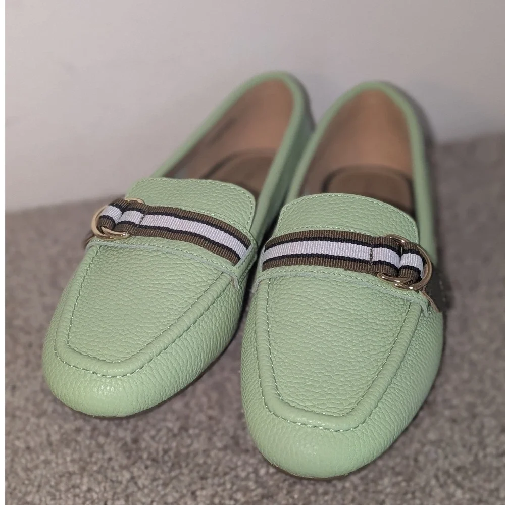 Talbots pebbled leather